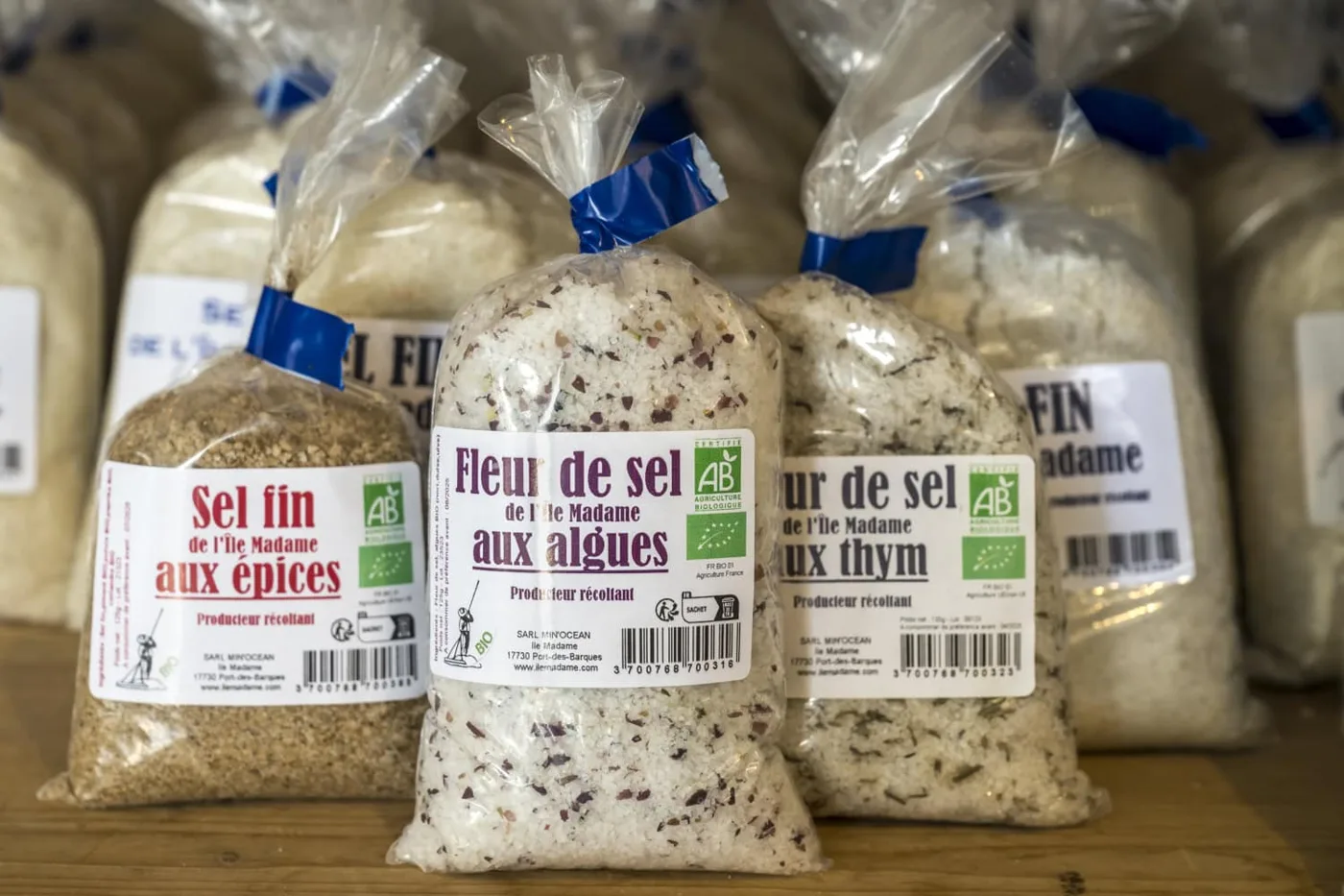 Sachets de sel fin et de fleur de sel bio de l'île Madame